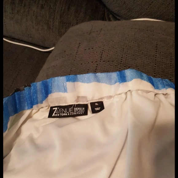 Rainbow maxi skirt with slit - Picture 3 of 5